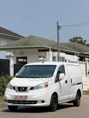 Nissan NV200 2021 White