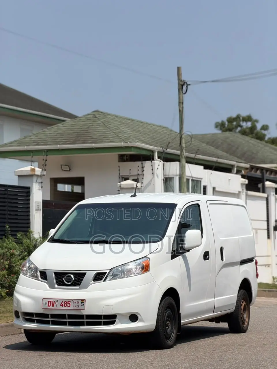Nissan NV200 2021 White