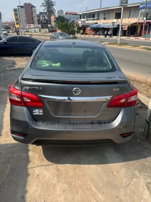 Nissan Sentra SR 2016 Gray