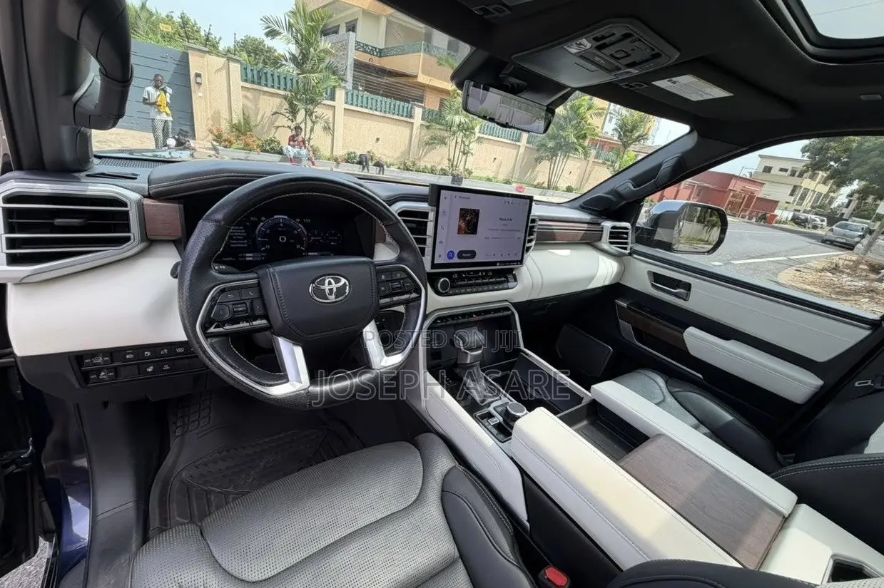 Toyota Sequoia Capstone 4WD 2023 Blue