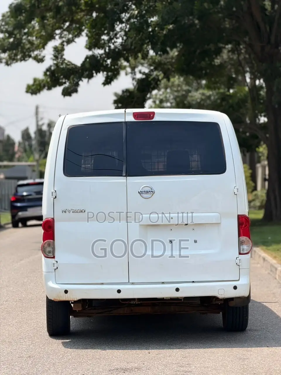 Nissan NV200 2021 White