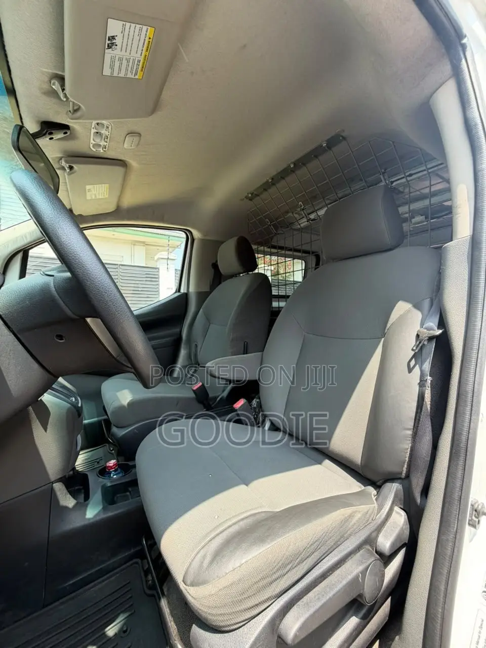 Nissan NV200 2021 White