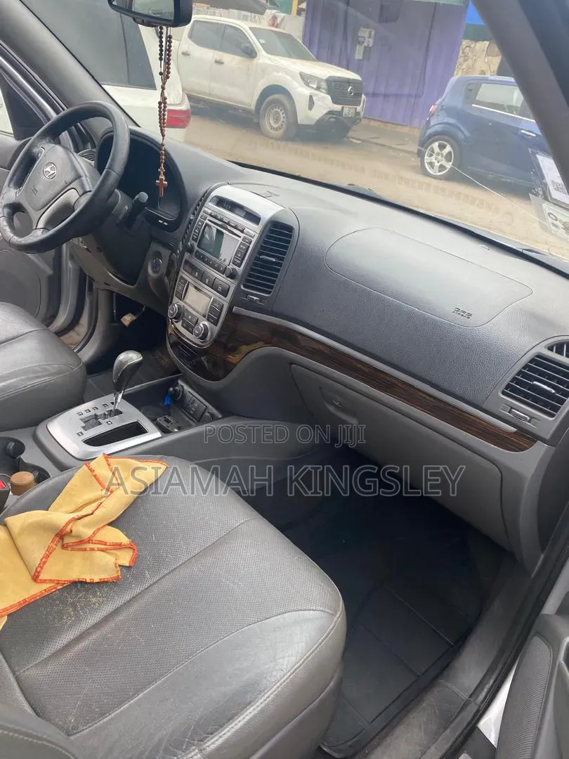 Hyundai Santa Fe 2013 Silver