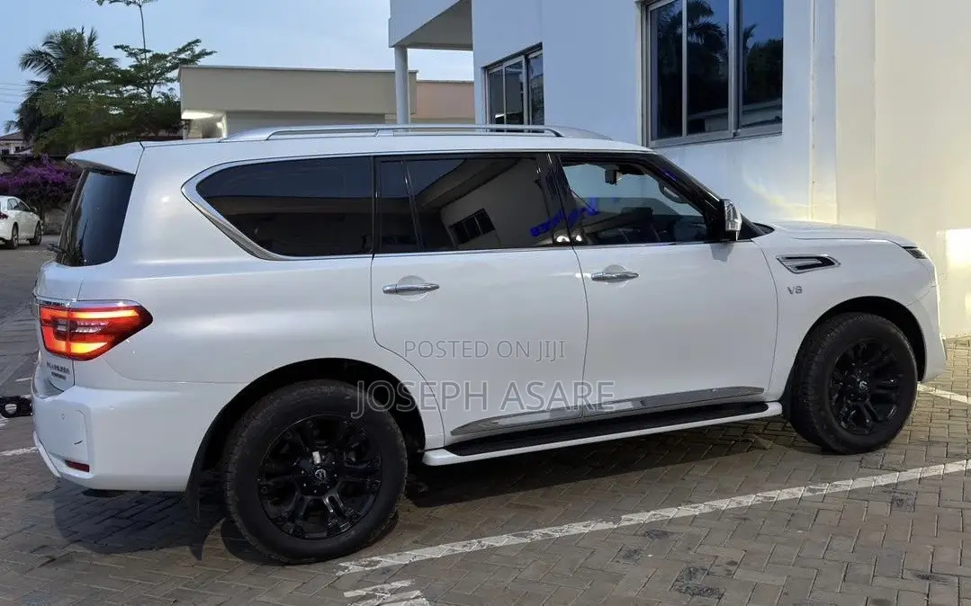 Nissan Patrol 2024 White