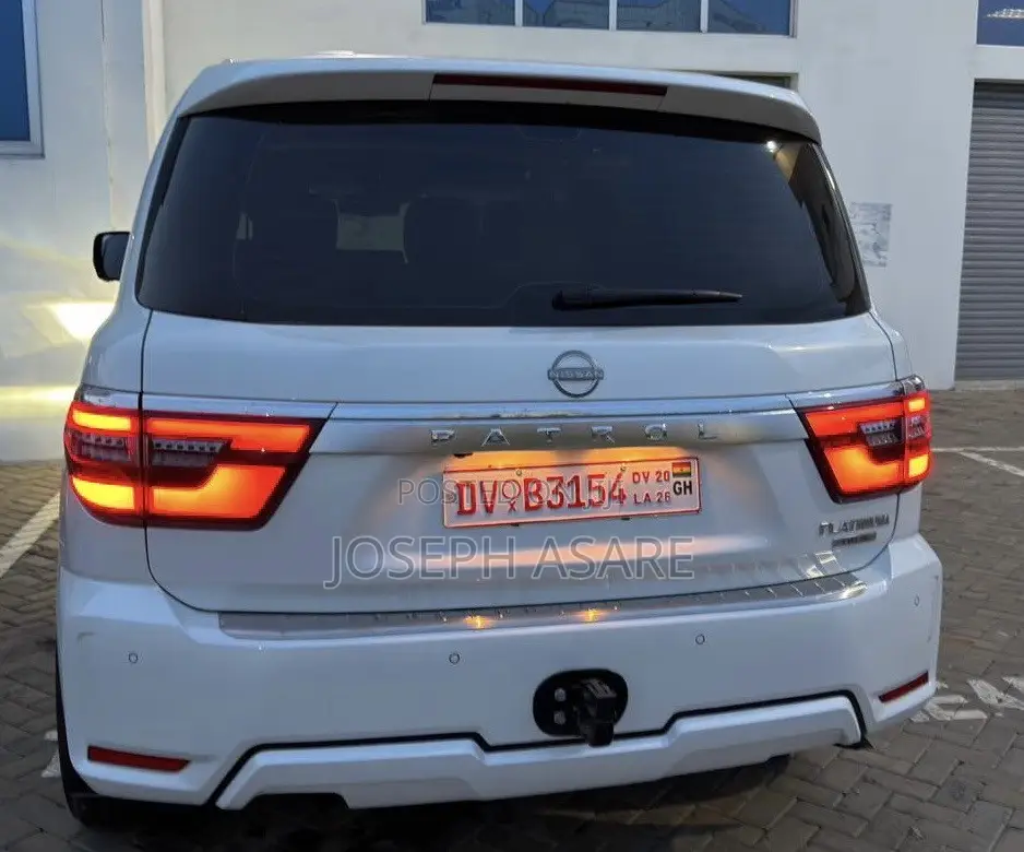 Nissan Patrol 2024 White
