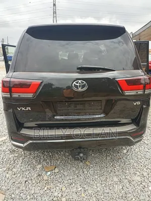 Toyota Land Cruiser 2016 Black