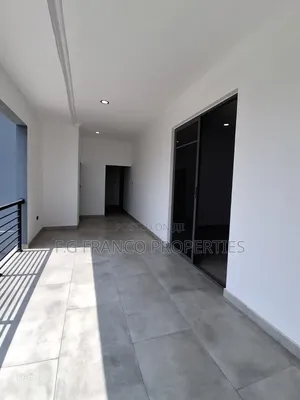 4bdrm Apartment in Kg Franco Properties, Manet Junction for rent