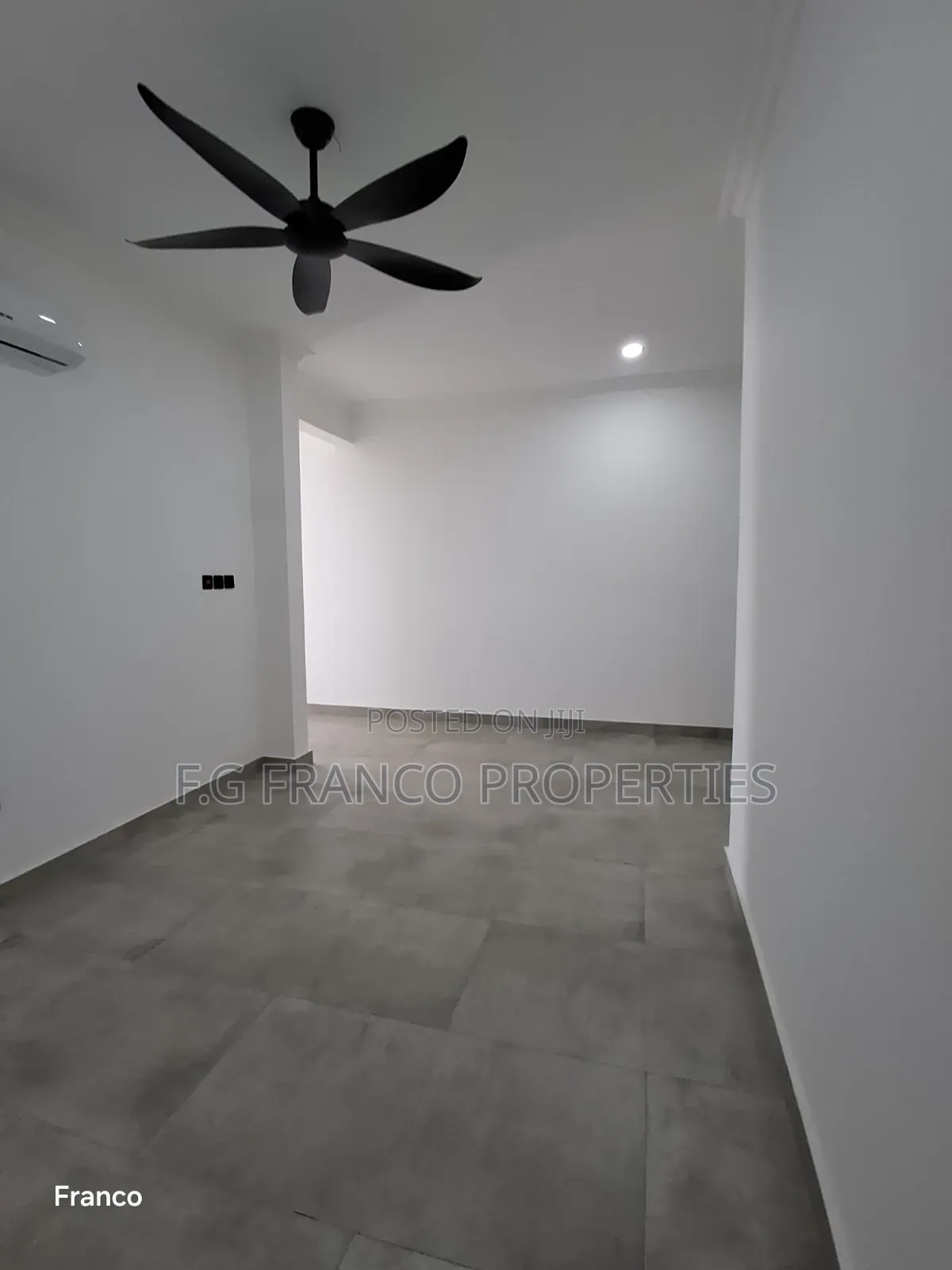 4bdrm Apartment in Kg Franco Properties, Manet Junction for rent