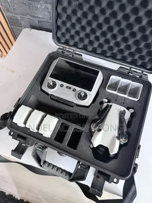 DJI Mini 4 Pro Fly More Combo With RC 2 Remote Controller