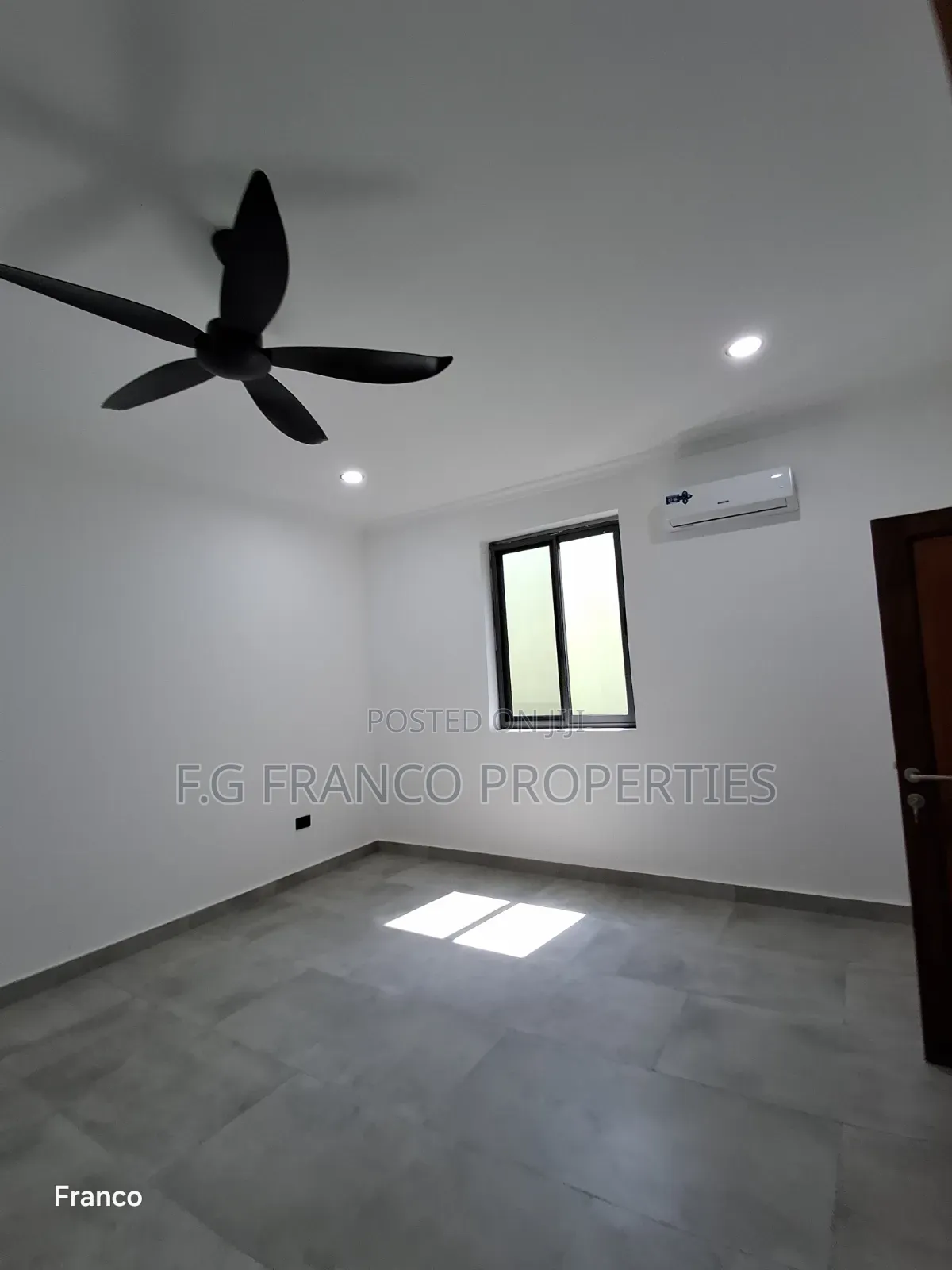 4bdrm Apartment in Kg Franco Properties, Manet Junction for rent