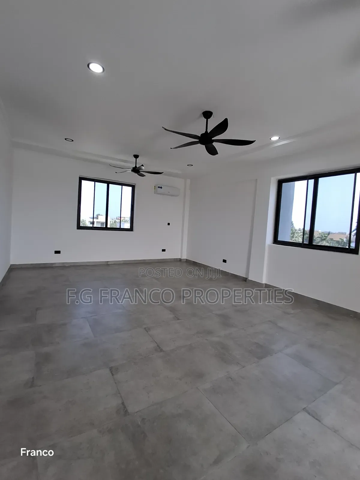 4bdrm Apartment in Kg Franco Properties, Manet Junction for rent
