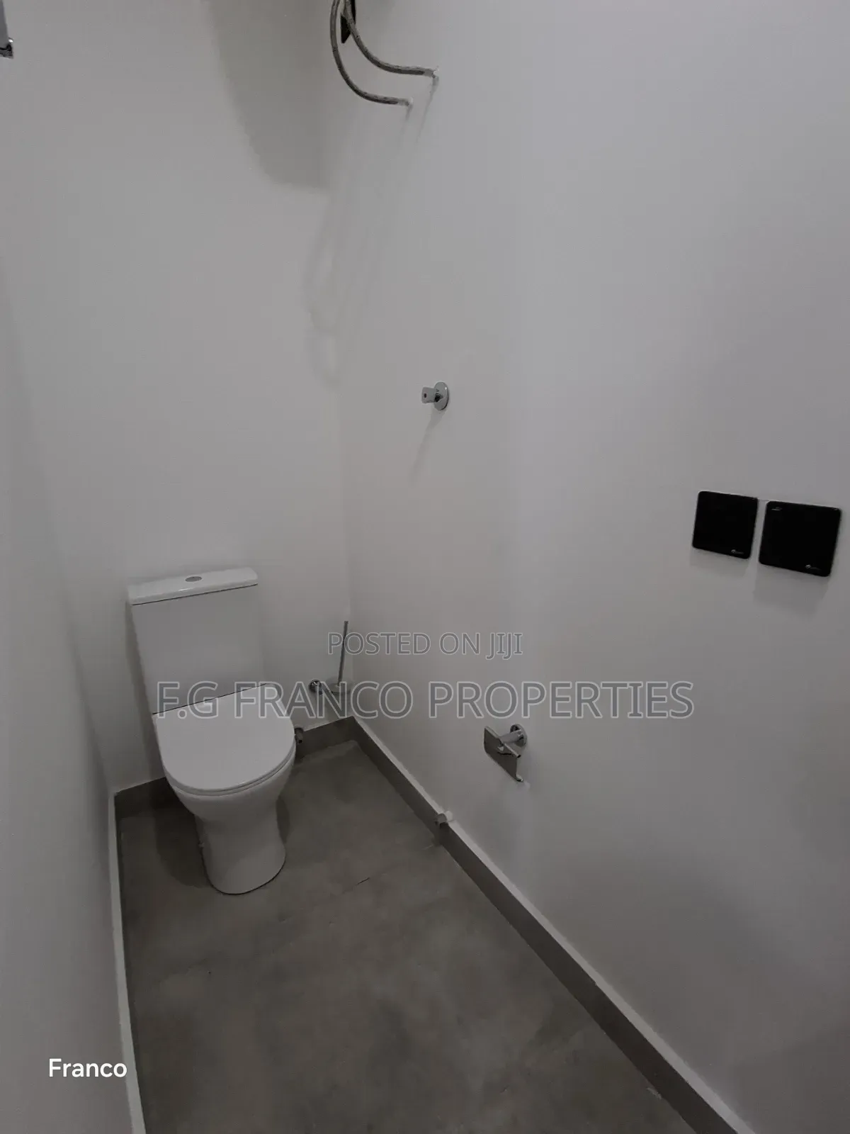 4bdrm Apartment in Kg Franco Properties, Manet Junction for rent