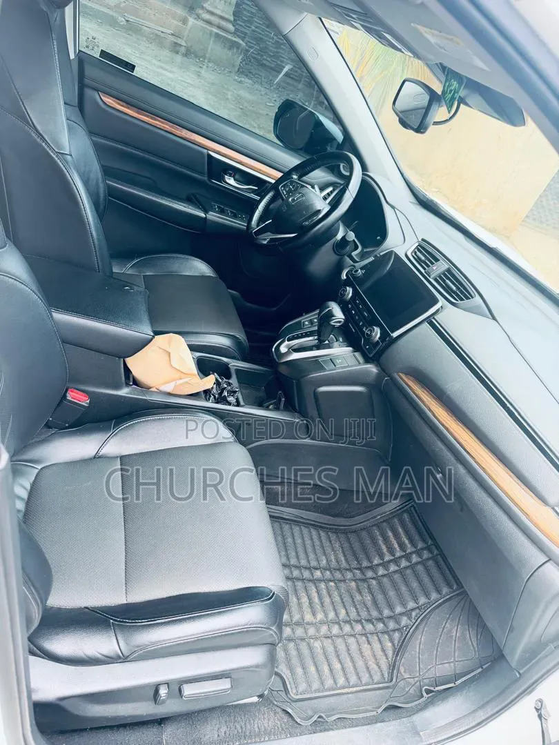 Honda CR-V 2019 White