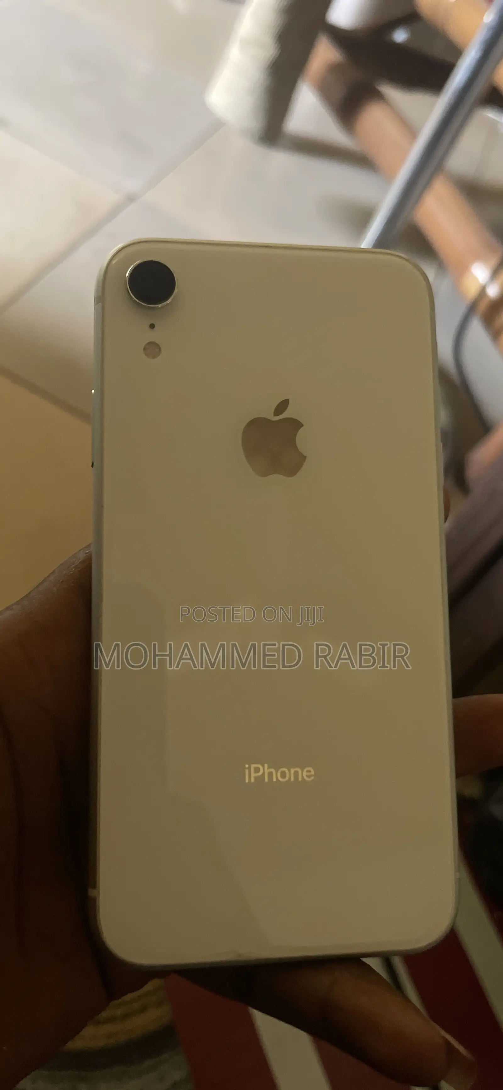 Apple iPhone XR 64 GB White
