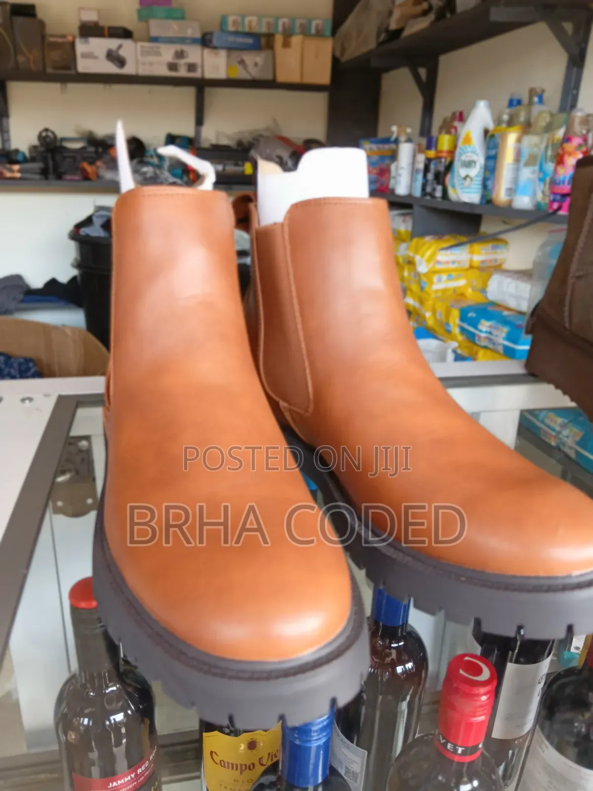 Classic Tan Leather Chelsea Boots
