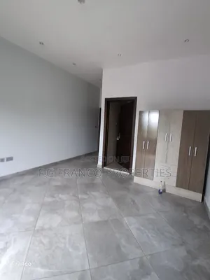 2bdrm Apartment in Kg Franco Properties, Manet Junction for rent