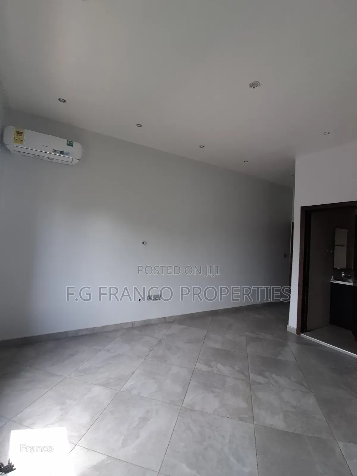 2bdrm Apartment in Kg Franco Properties, Manet Junction for rent