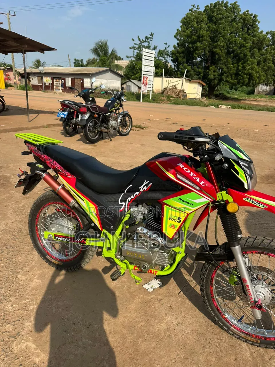 Royal Racer 2025 Red