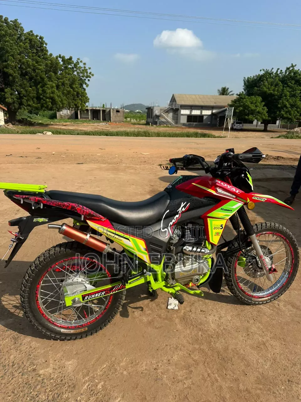 Royal Racer 2025 Red