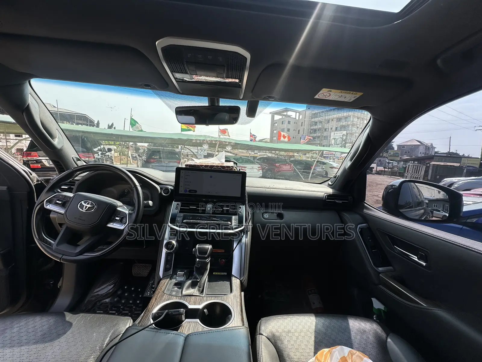 Toyota Land Cruiser LC300 2025 Black