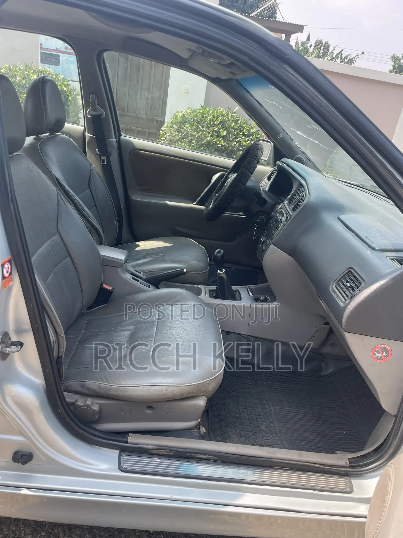Nissan Primera 2009 Gray
