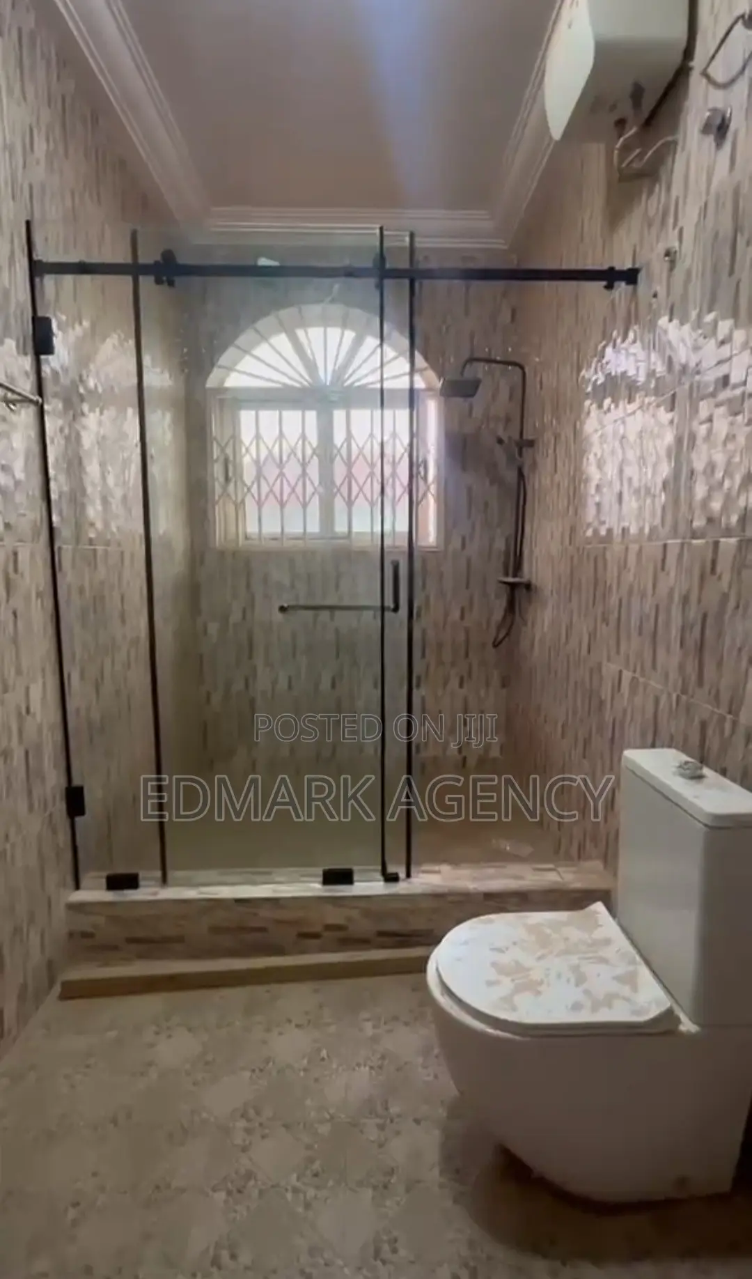 3bdrm Apartment in Musuku Roundabout, Accra Metropolitan for rent