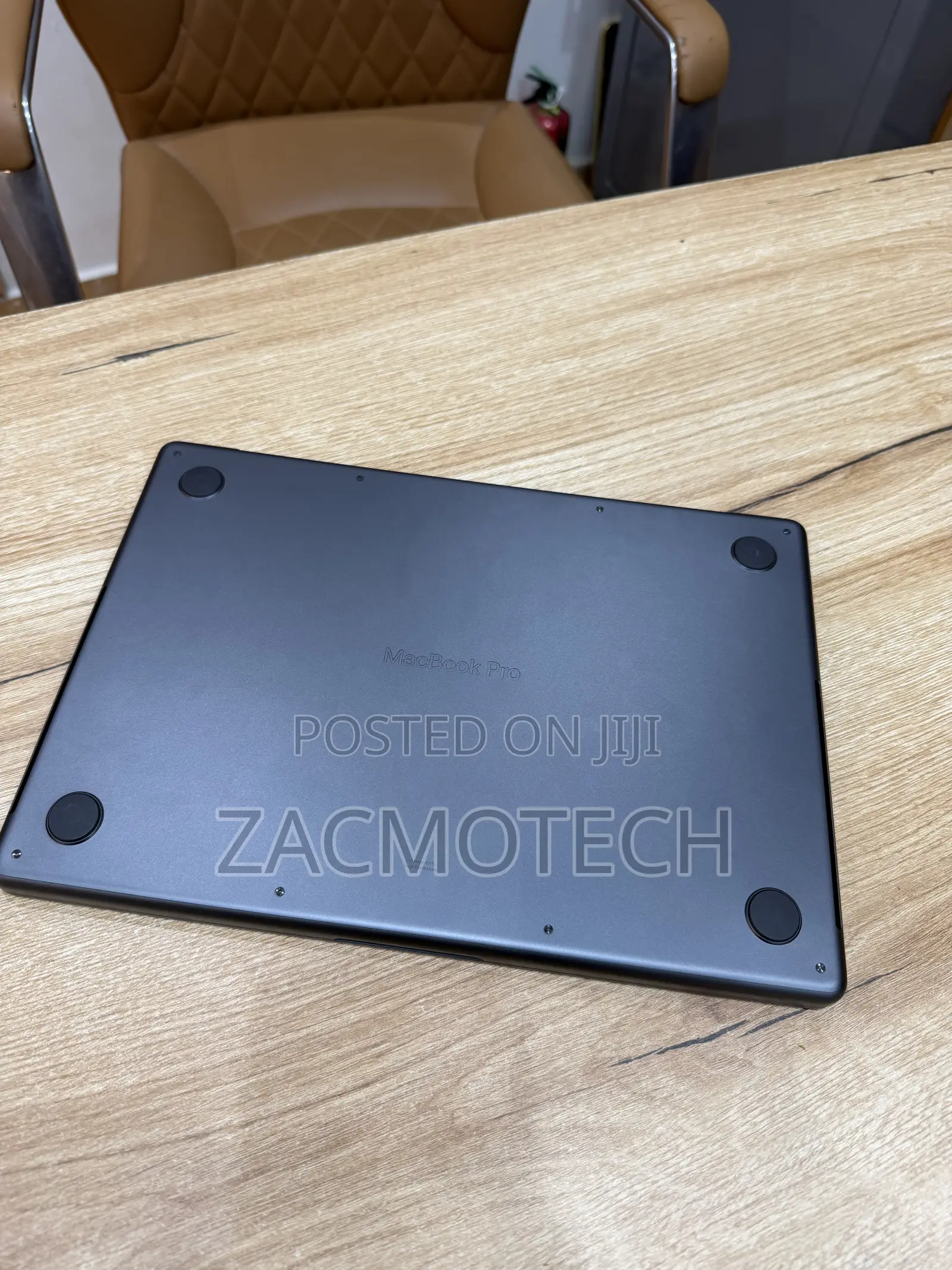 New Laptop Apple MacBook Pro 2024 M4 Pro 24GB Apple M4 SSD 1T