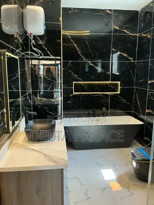 3bdrm Duplex in Lakeside Estate for sale