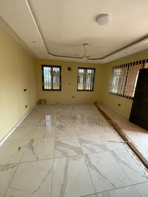 4bdrm Duplex in Commandos Adenta for rent