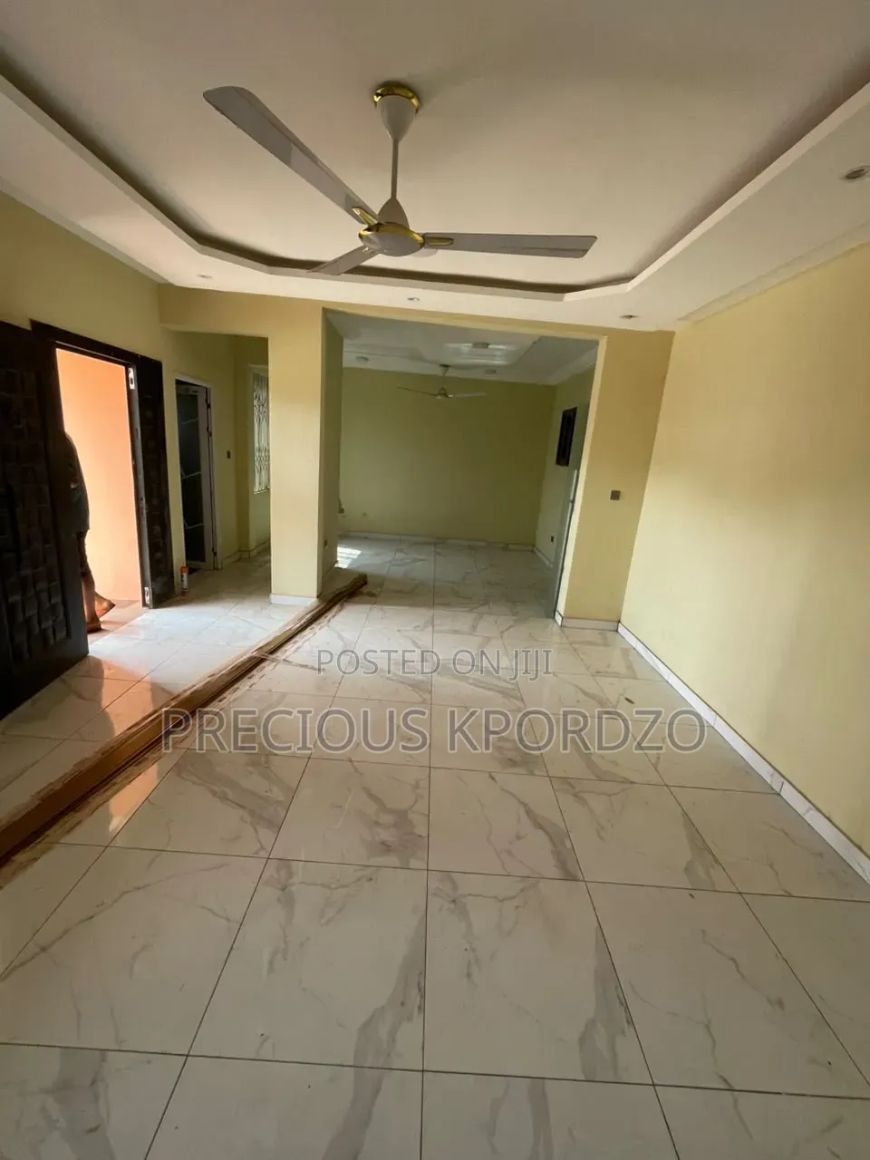 4bdrm Duplex in Commandos Adenta for rent