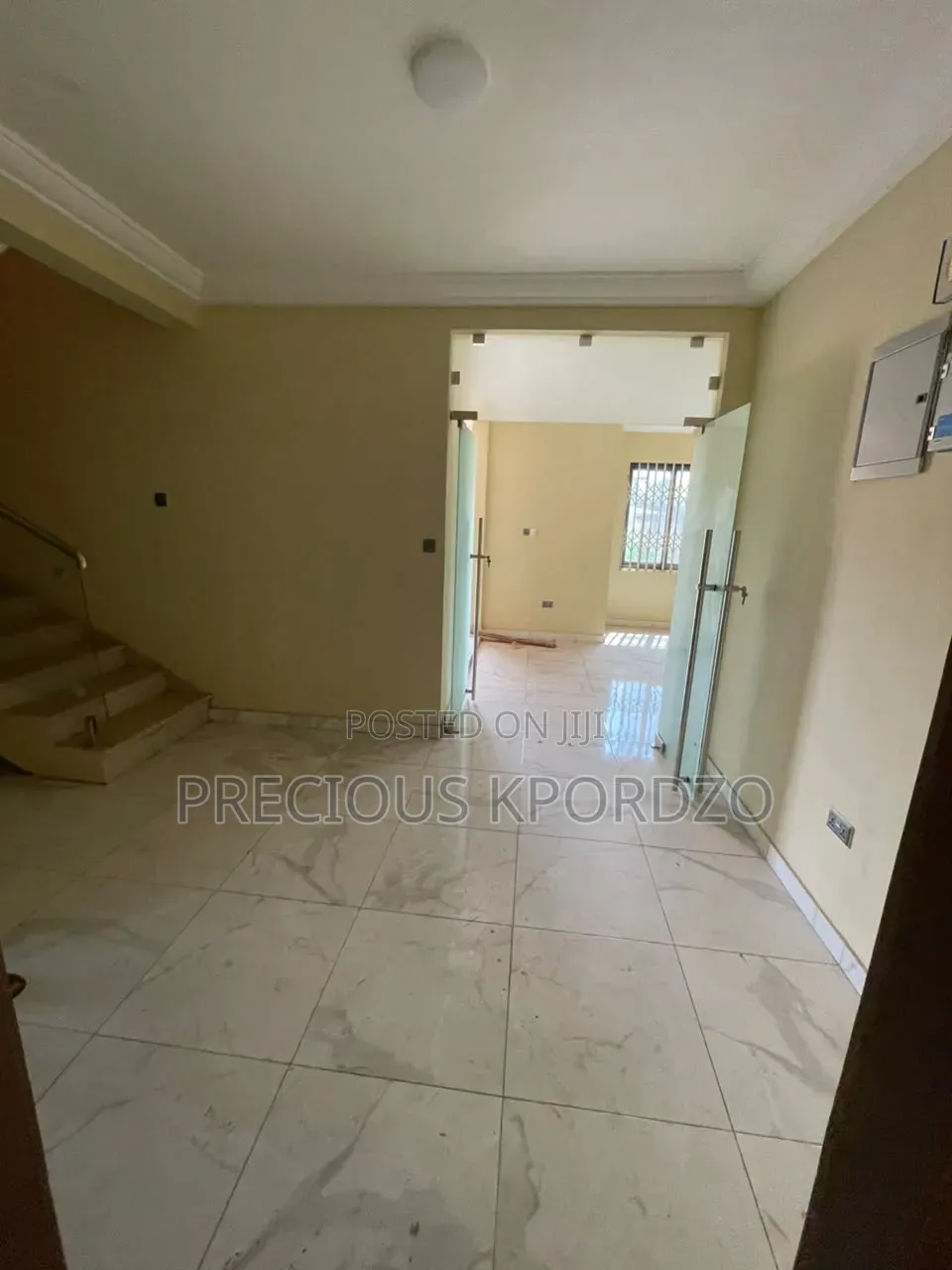 4bdrm Duplex in Commandos Adenta for rent