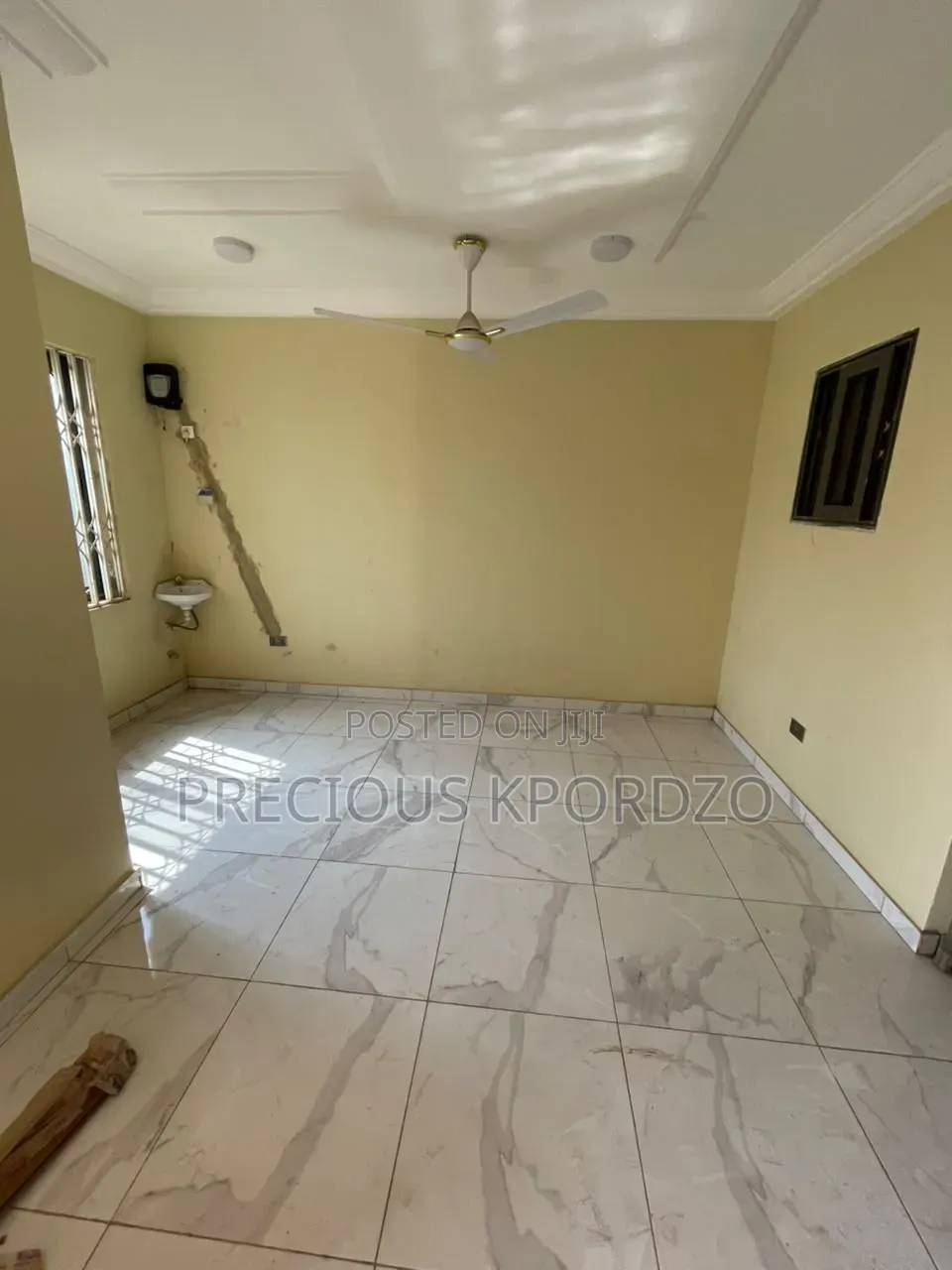 4bdrm Duplex in Commandos Adenta for rent