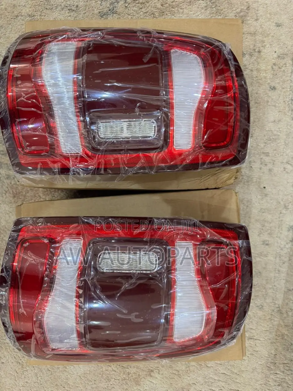 RAM 2020-2024 Taillight Red. Pair