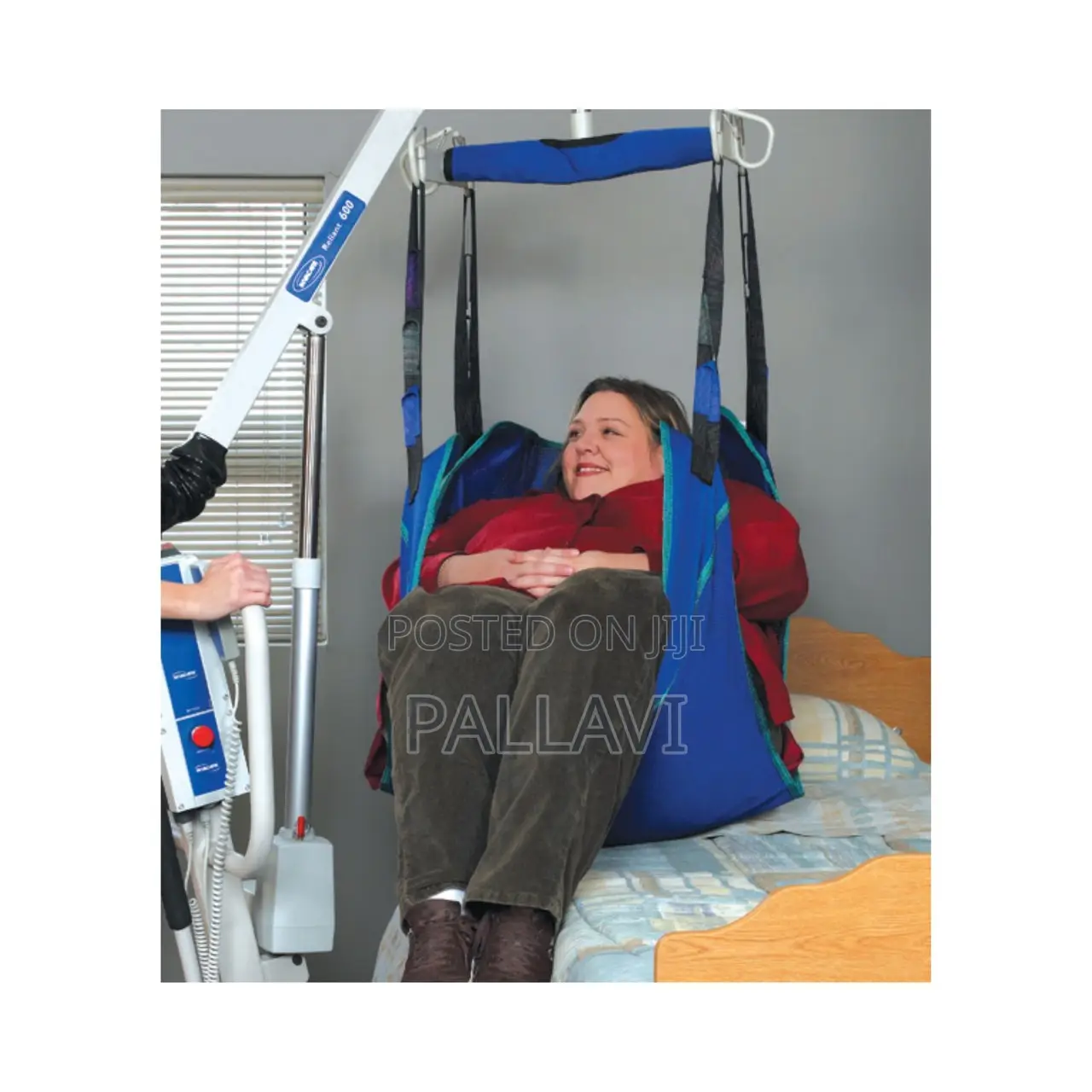 Invacare Reliant 450 Battery Powered Hoyer Lift With Battery TESTED