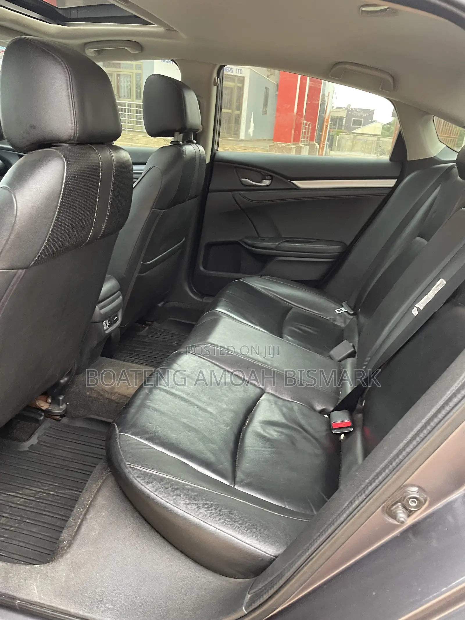Honda Civic Touring 4dr Sedan (1.5L 4cyl) 2017 Gray