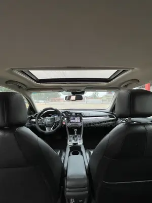 Honda Civic Touring 4dr Sedan (1.5L 4cyl) 2017 Gray