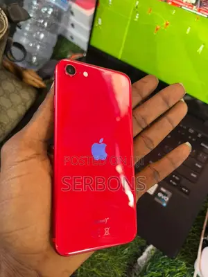 Apple iPhone SE (2020) 64 GB Red