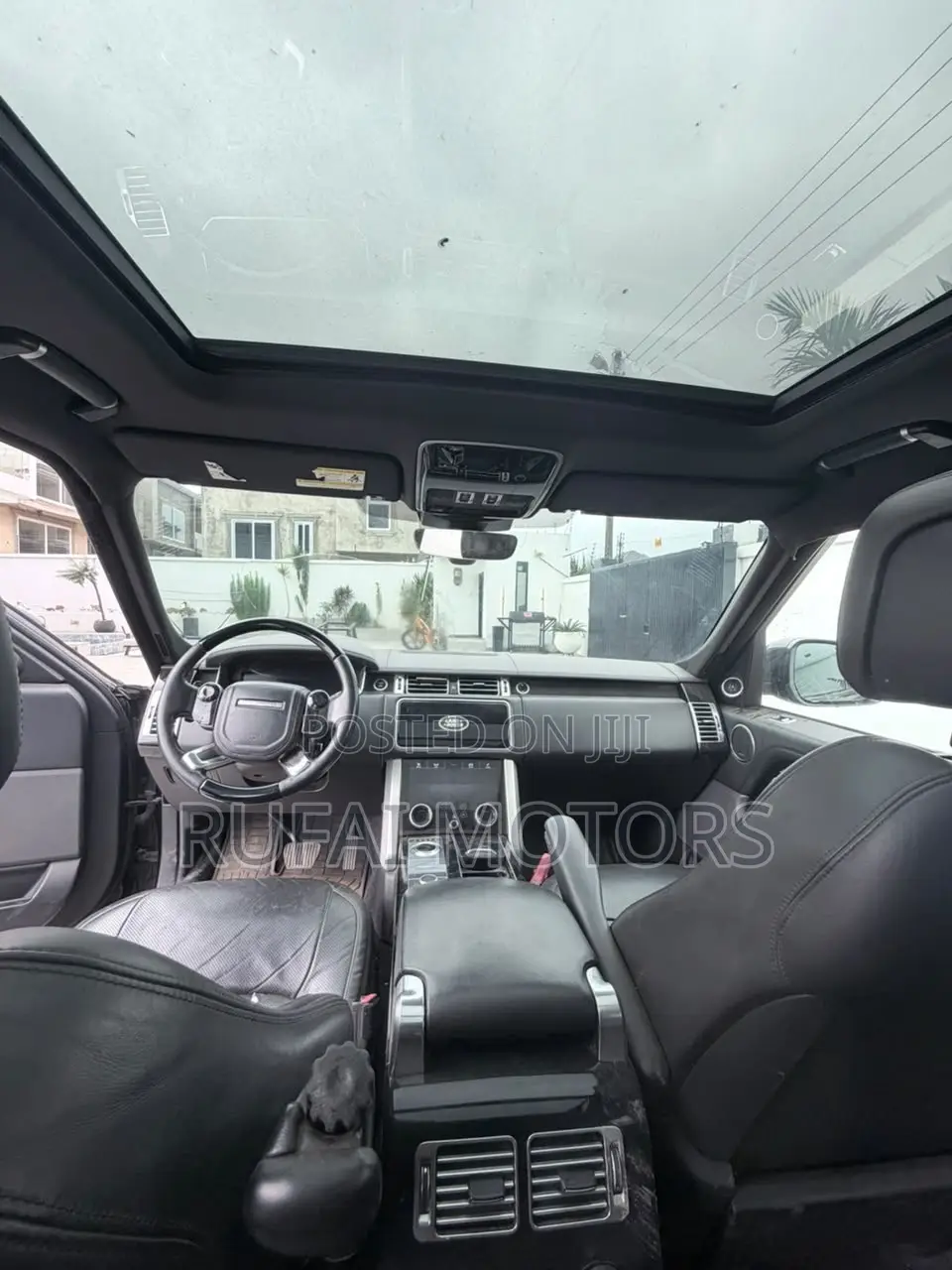 Land Rover Range Rover Vogue 2019 Black