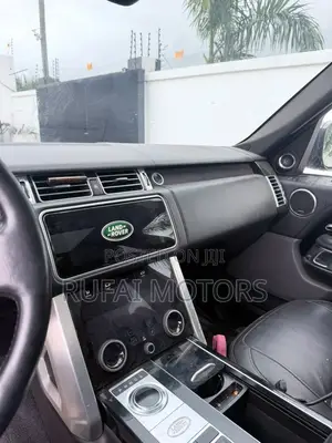 Land Rover Range Rover Vogue 2019 Black