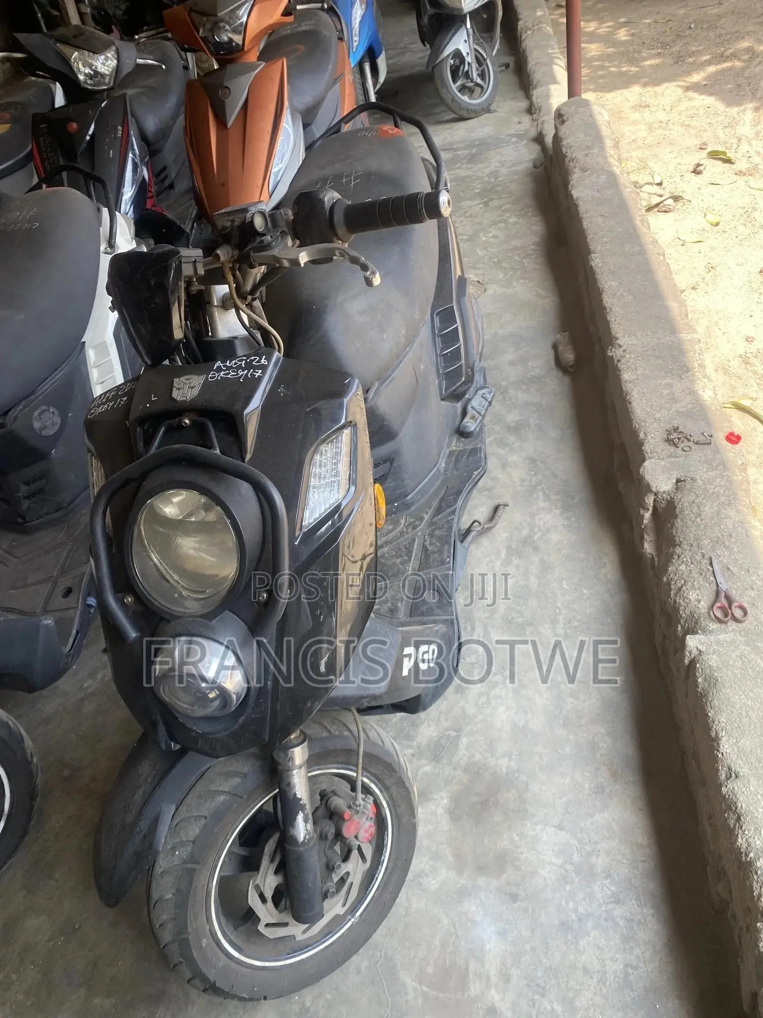 Piaggio Scooter 2023 Black