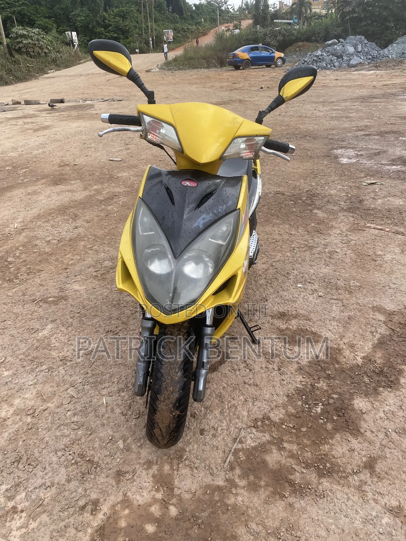 Kymco 2015 Yellow