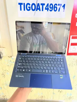 Laptop HP Dragonfly G2 16GB Intel Core i5 SSD 256GB