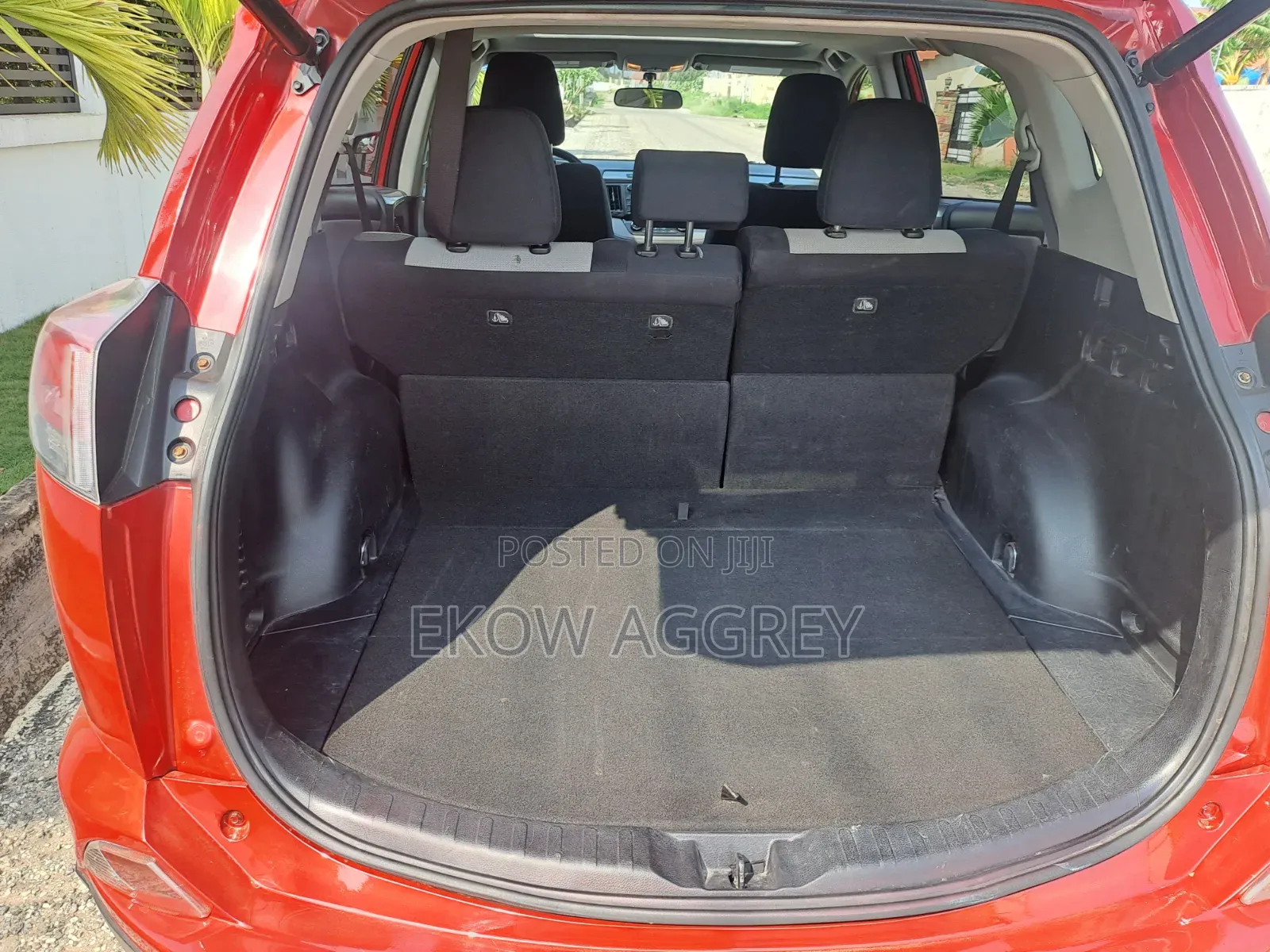 Toyota RAV4 XLE 4dr SUV (2.5L 4cyl 6A) 2015 Red