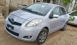 Toyota Vitz 2010 Purple