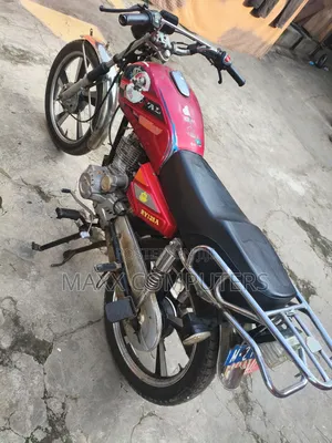Royal RY125 2021 Red