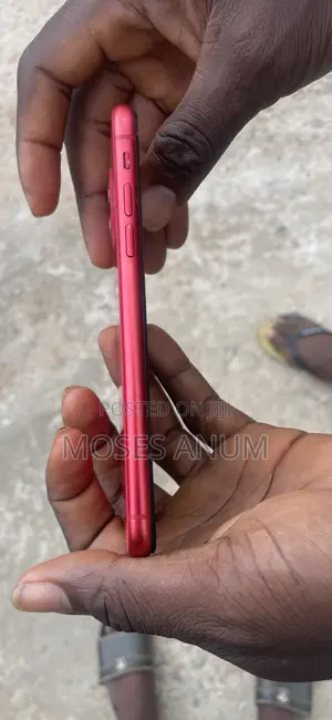 Apple iPhone 11 128 GB Red