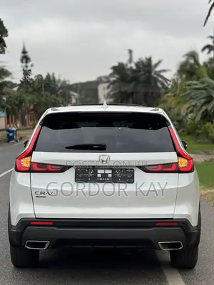Honda CR-V 2024 White