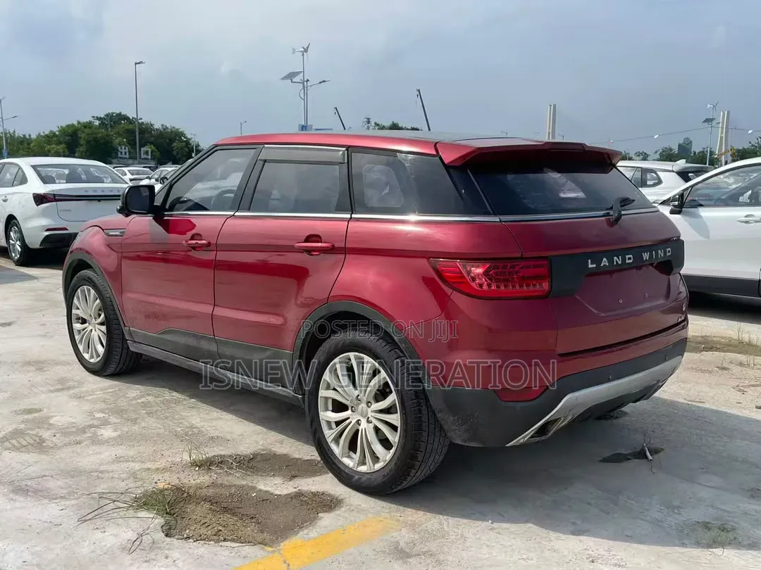 Land Rover Discovery Sport 2016 Red