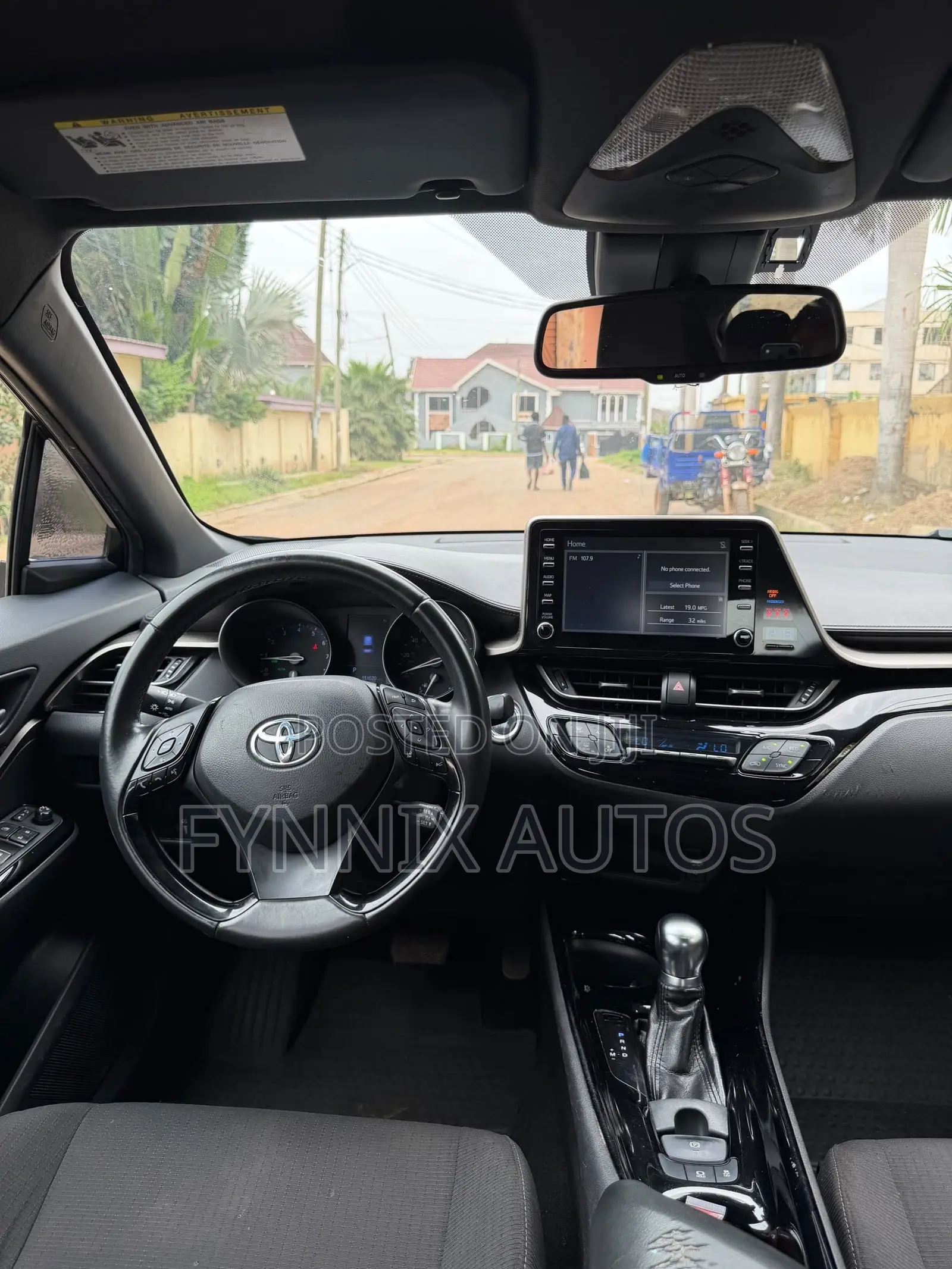 Toyota C-HR XLE FWD Sport Utility (2.0L 4cyl 2AM) 2018 Black