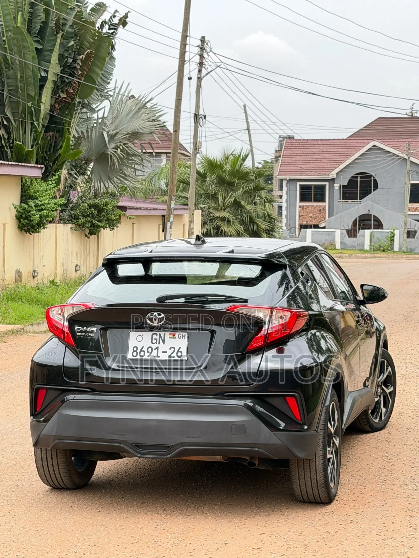 Toyota C-HR XLE FWD Sport Utility (2.0L 4cyl 2AM) 2018 Black